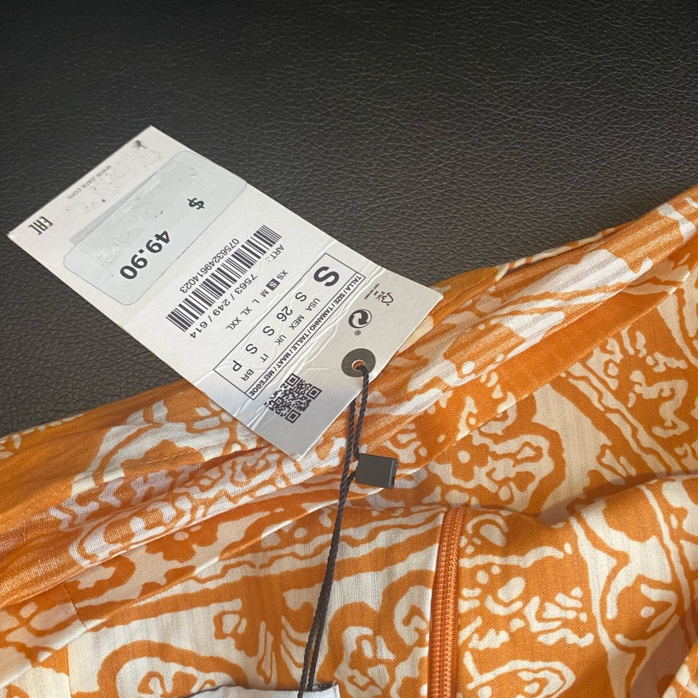 new skirt Zara size small